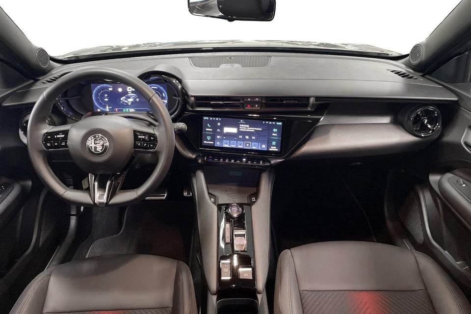 Alfa Romeo Junior Elettrica Speciale 5d