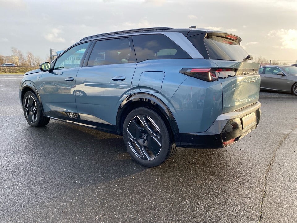 Peugeot e-5008 77 GT Pack 7prs 5d