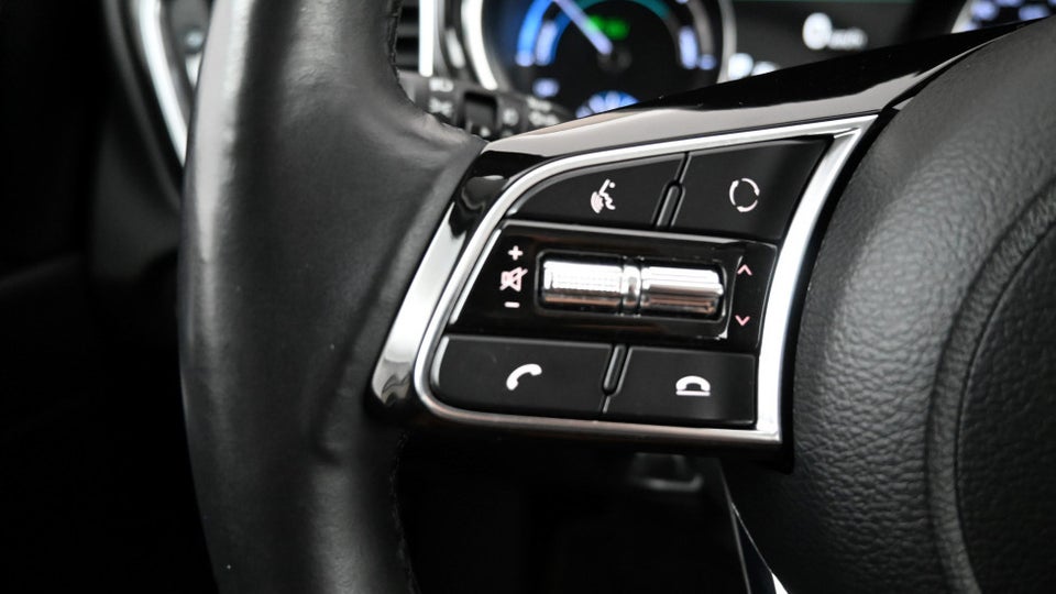 Kia Ceed 1,6 PHEV Prestige SW DCT 5d