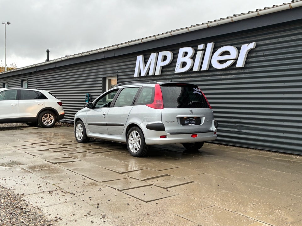Peugeot 206 1,6 SW 5d