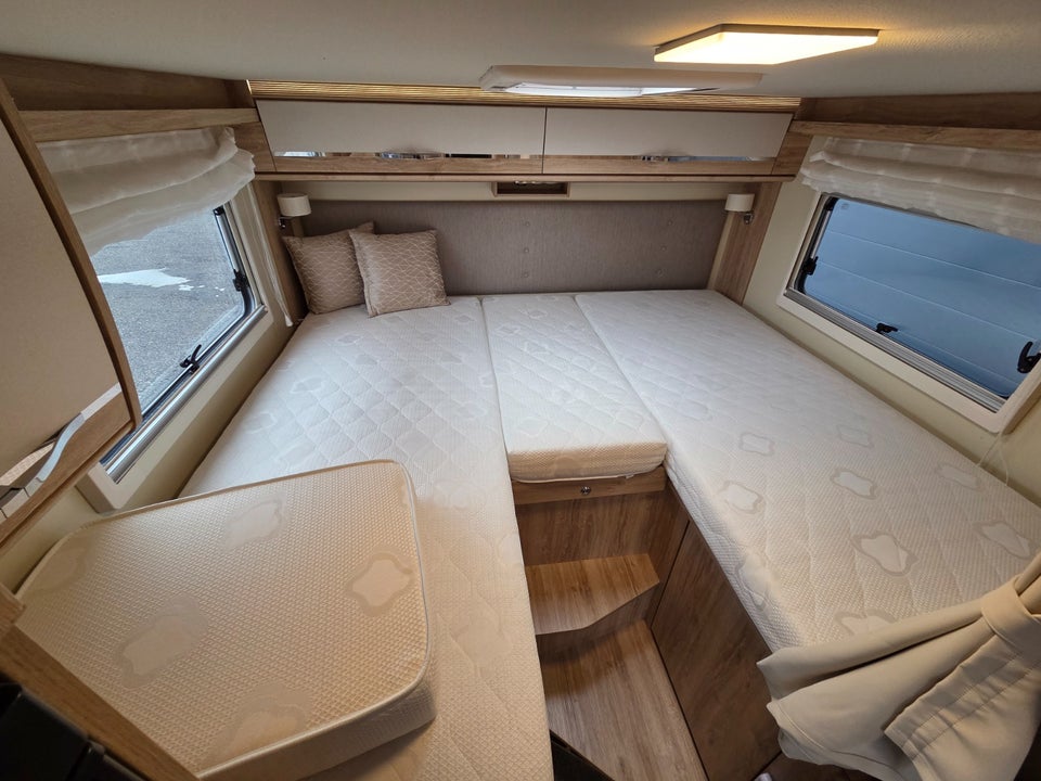 Euramobil T676 EB 2,0 CDi aut. 3d