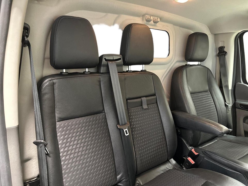 Ford Transit Custom 320L 2,0 TDCi 185 Sport aut.