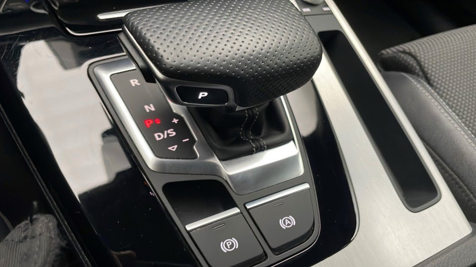 Audi Q5 50 TFSi e S-line quattro S-tr. 5d