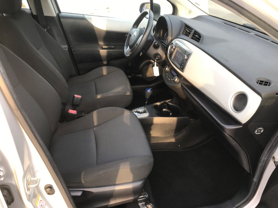 Toyota Yaris 1,5 Hybrid H2 Touch CVT 5d