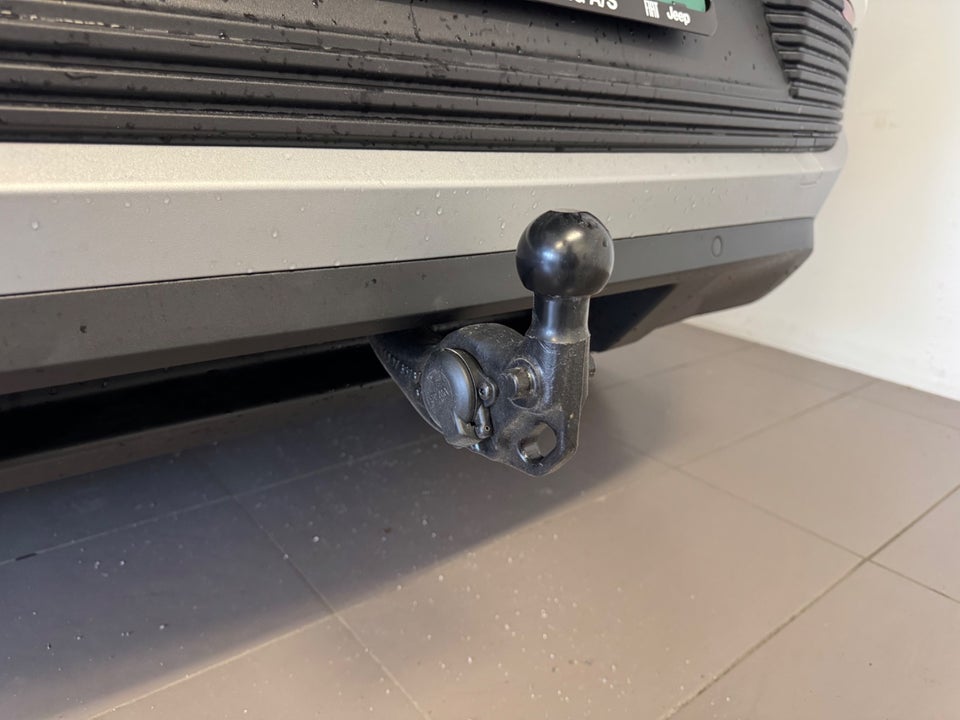 Ford Explorer 82 Select Extended Range 5d