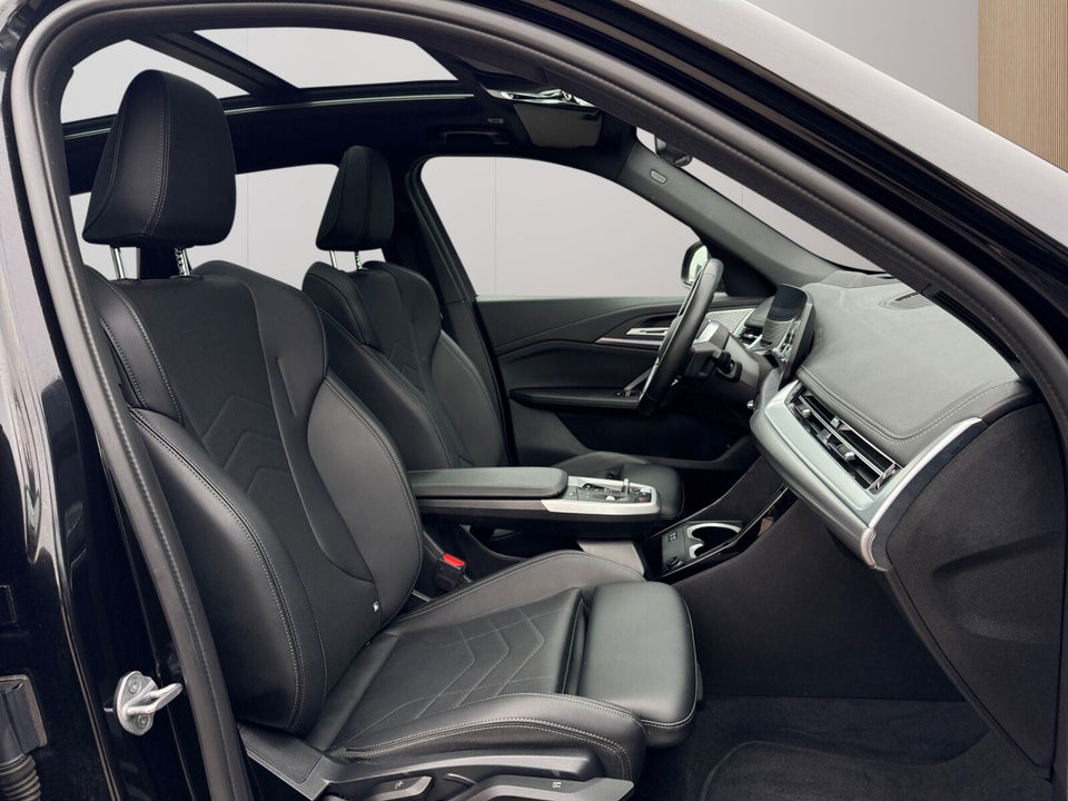 BMW iX1 eDrive20 Fully Charged M-Sport 5d