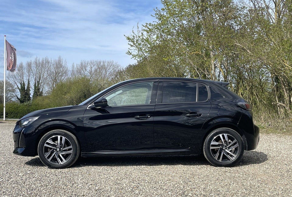 Peugeot 208 1,2 PureTech 100 Allure 5d