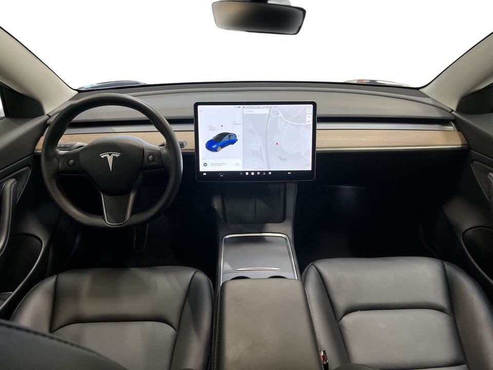 Tesla Model 3 Long Range AWD 4d