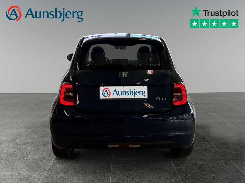 Fiat 500e 42 Icon 3d