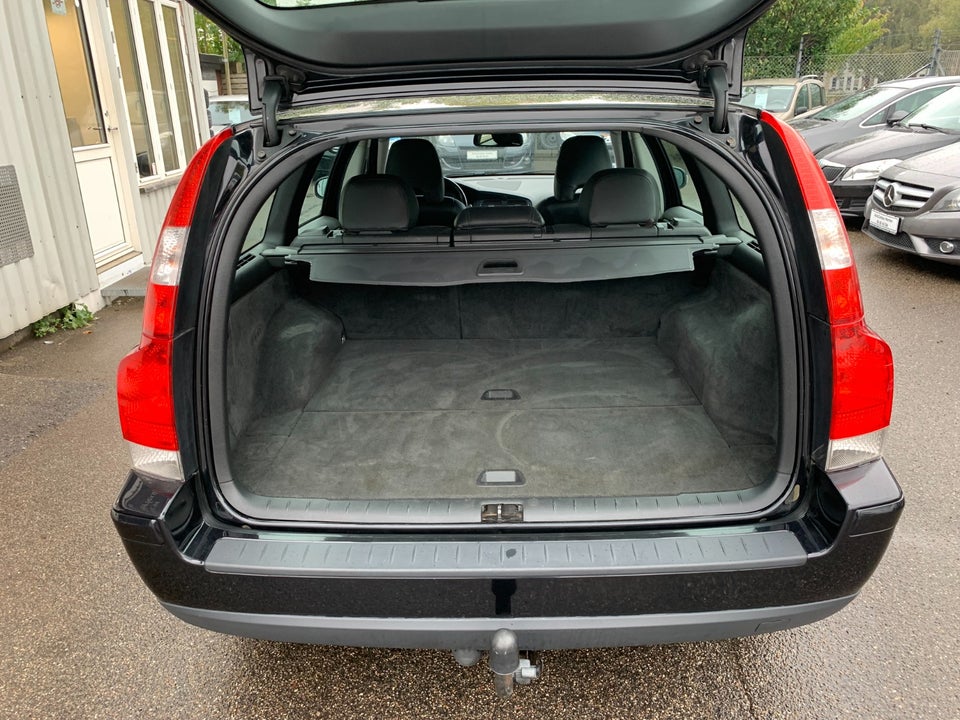 Volvo V70 2,4 140 Kinetic 5d