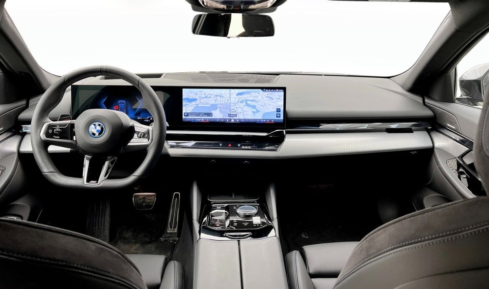 BMW i5 eDrive40 Touring Fully Charged M-Sport 5d