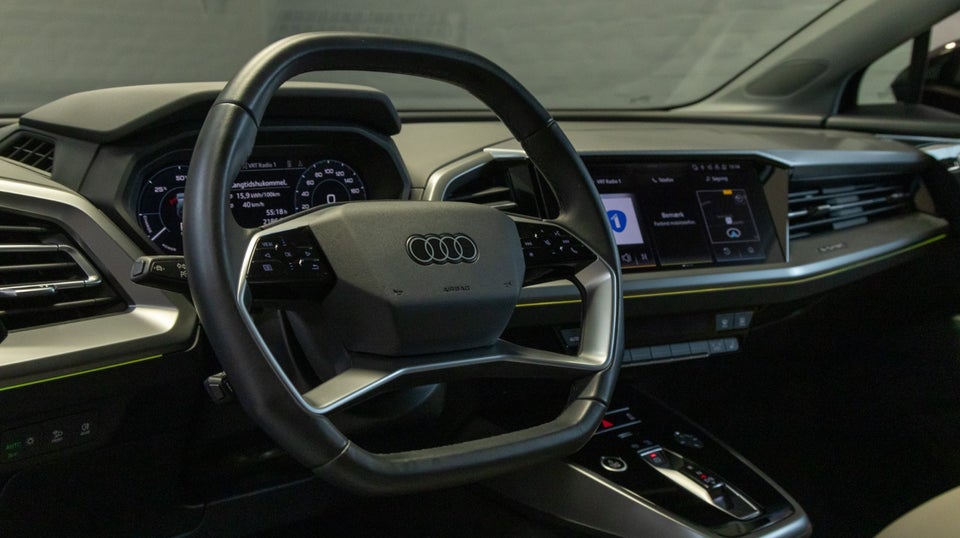 Audi Q4 e-tron 40 S-line 5d