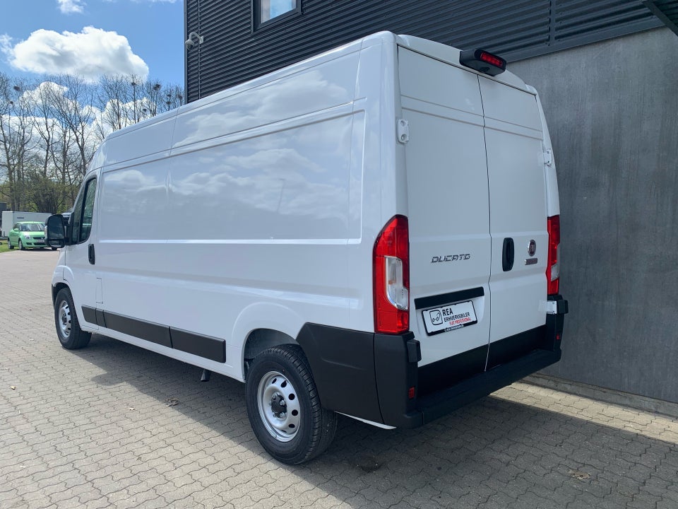 Fiat Ducato 35 2,2 MJT 140 Kassevogn L3H2 aut.