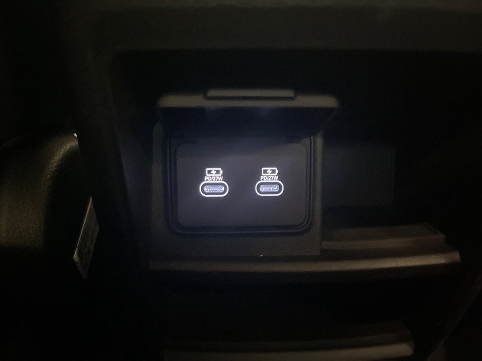 KGM Torres EVX Exclusive 5d