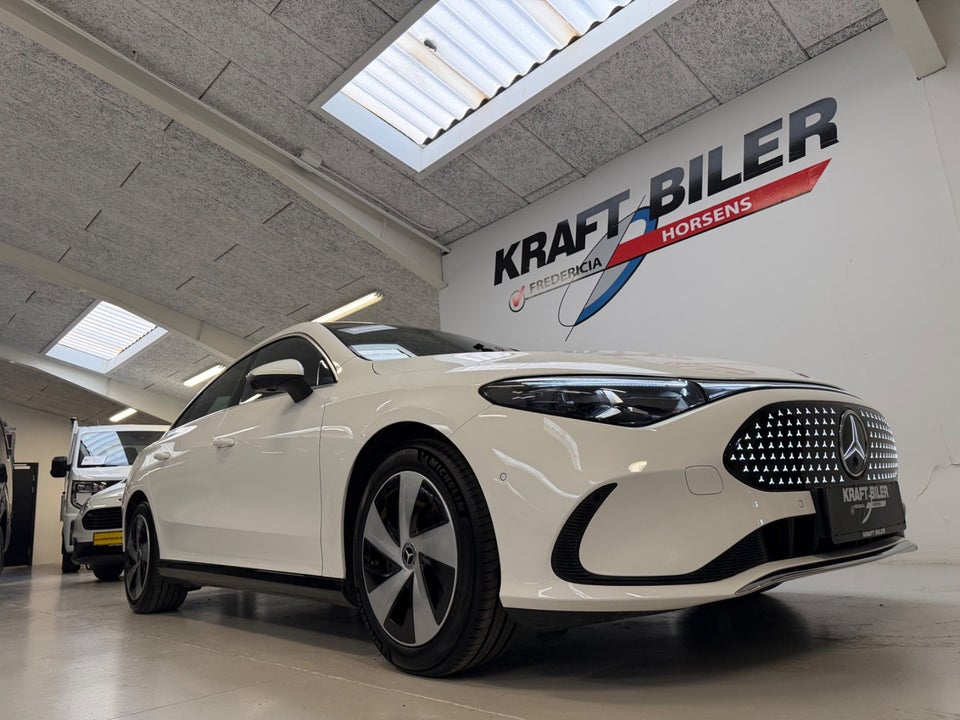 Mercedes CLA250+ electric Progressive 4d