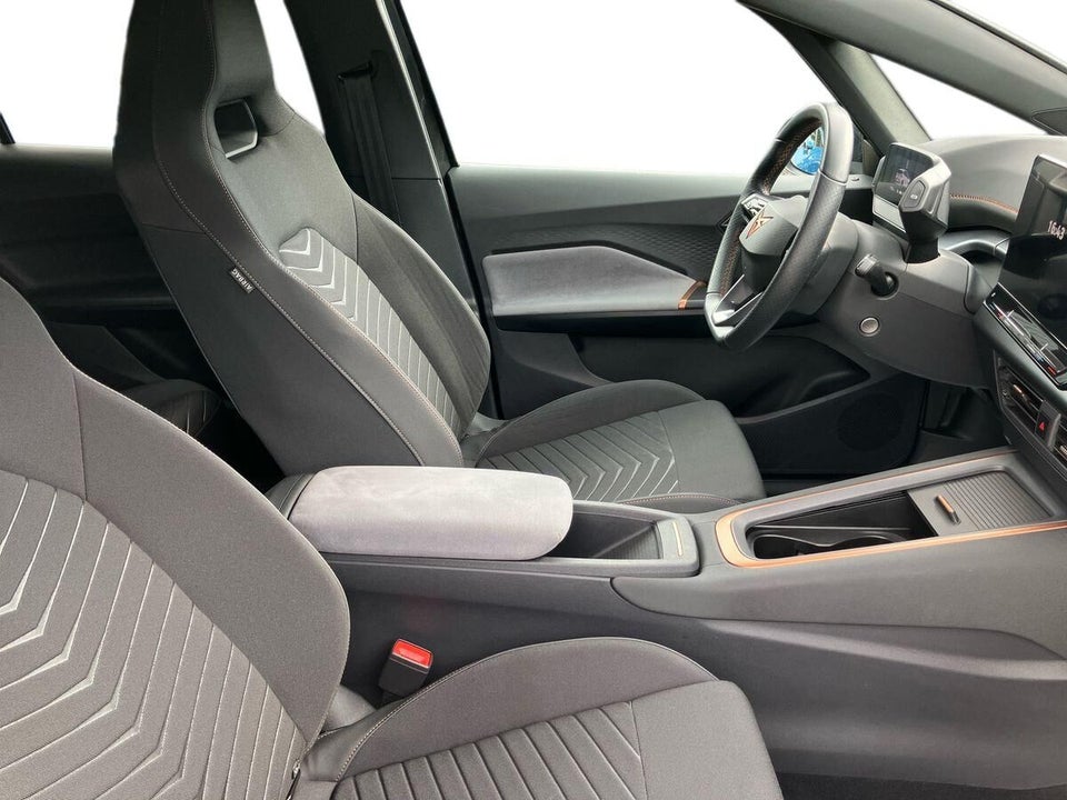 Cupra Born 58  5d