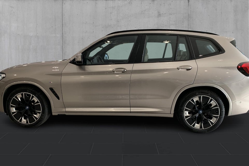 BMW iX3 Charged Plus M-Sport 5d