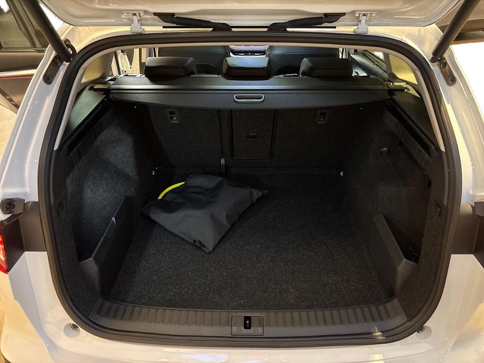 Skoda Enyaq 80 iV Premium 5d