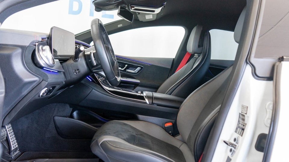 Mercedes EQE300 AMG Line 4d