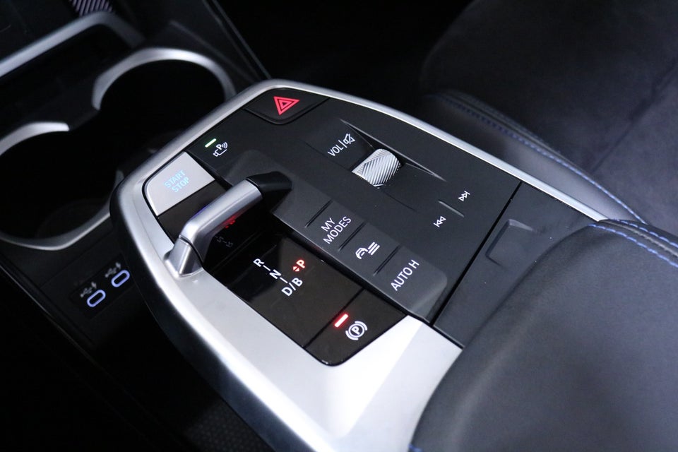 BMW iX1 eDrive20 M-Sport 5d