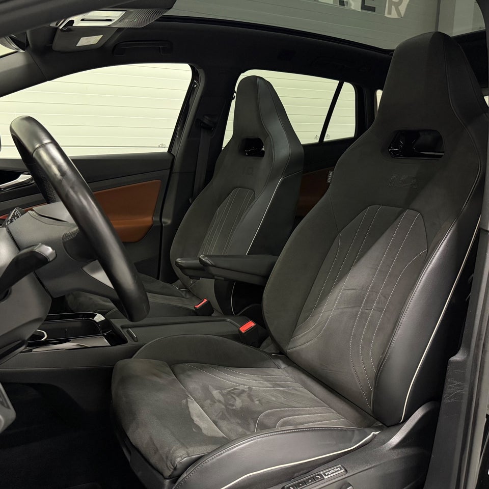 VW ID.4 77 Pro Performance Tech 5d