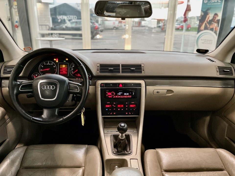 Audi A4 1,8 T 163 Avant 5d