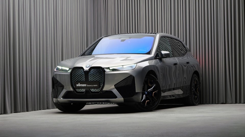 BMW iX xDrive40 Sport 5d