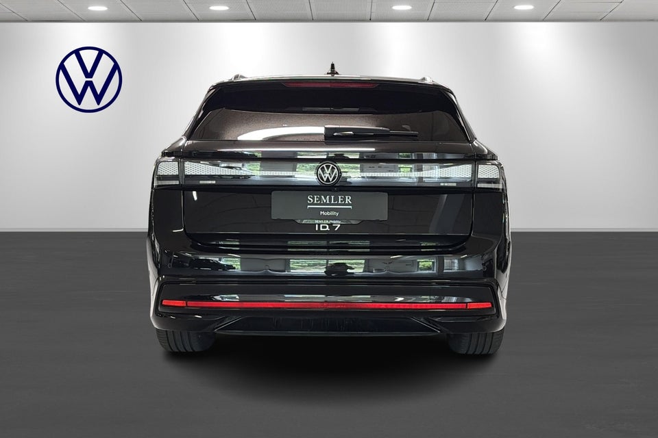 VW ID.7 77 Style+ Tourer 5d