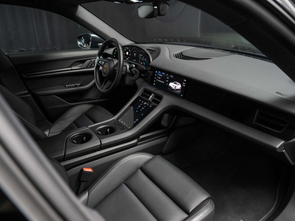 Porsche Taycan Sport Turismo 5d