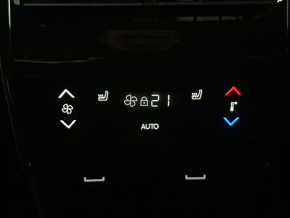 Peugeot e-5008 77 GT Pack AWD 5d