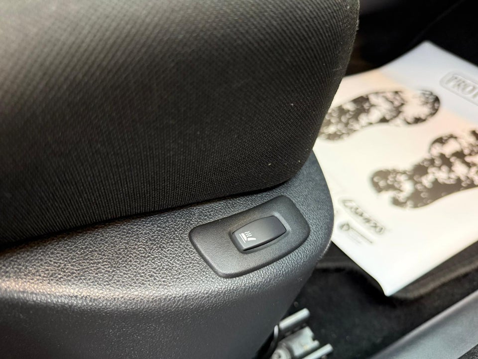 Renault Clio IV 1,5 dCi 90 Limited Sport Tourer 5d