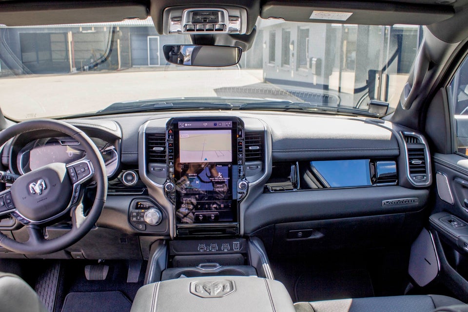 Dodge RAM 1500 3,0 Laramie Night aut. 4d