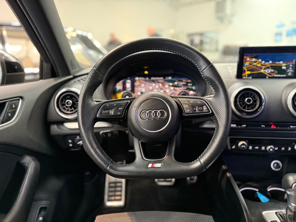 Audi A3 1,4 e-tron S-line Sportback S-tr. 5d