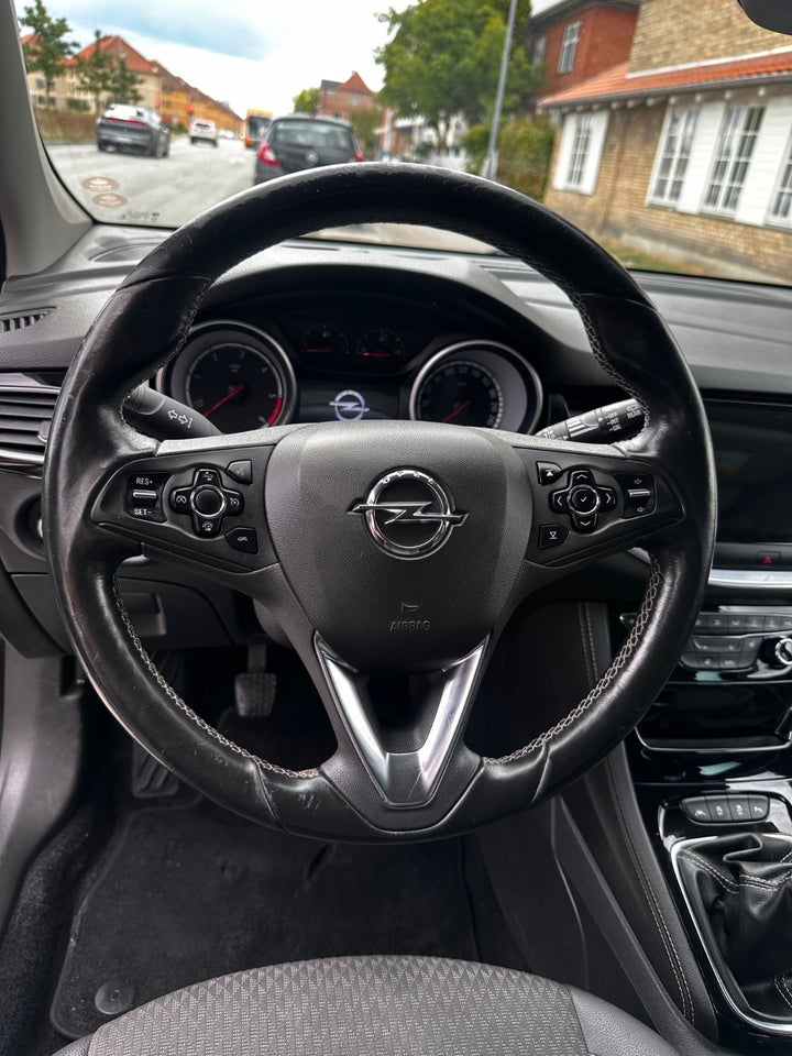 Opel Astra 1,6 CDTi 136 Innovation 5d
