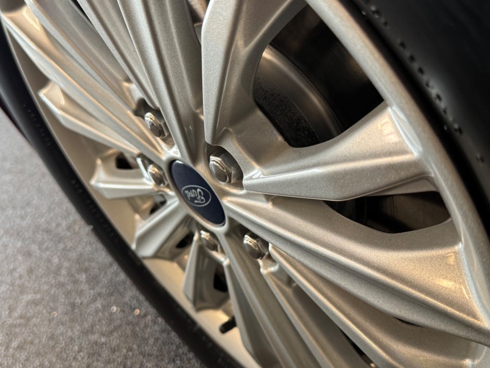 Ford Focus 1,5 EcoBlue Titanium Business stc. aut. 5d