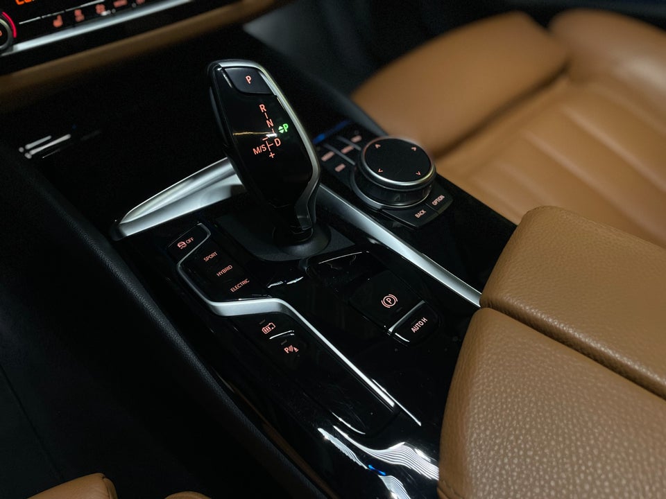 BMW 530e 2,0 Touring Sport Line xDrive aut. 5d