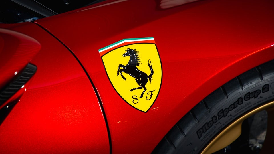 Ferrari SF90 Spider 4,0 DCT 2d