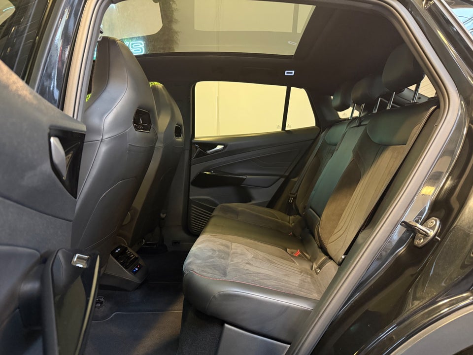 VW ID.5 77 GTX 75 Years Edition 4Motion 5d