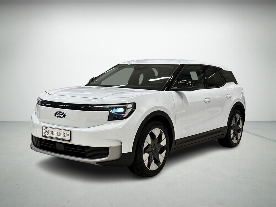 Ford Explorer 82 Premium Extended Range 5d