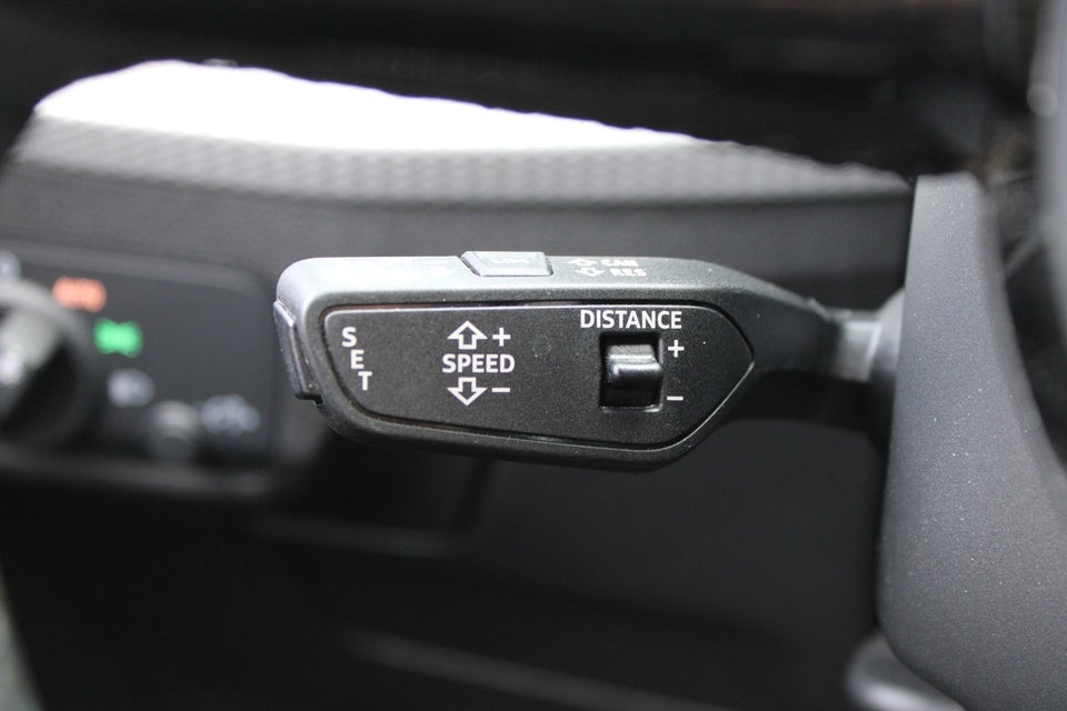 Audi Q2 35 TFSi Prestige S-tr. 5d