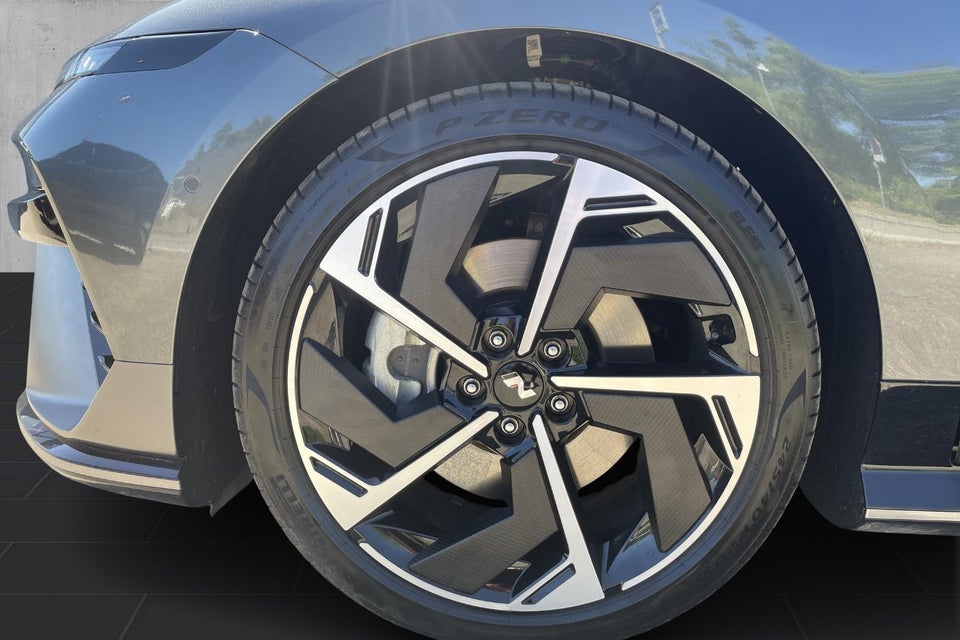 Hyundai Ioniq 6 84 N Line+ AWD 4d