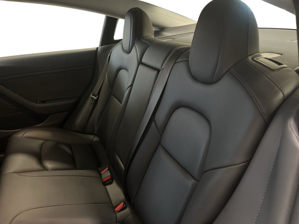 Tesla Model 3 Performance AWD 4d