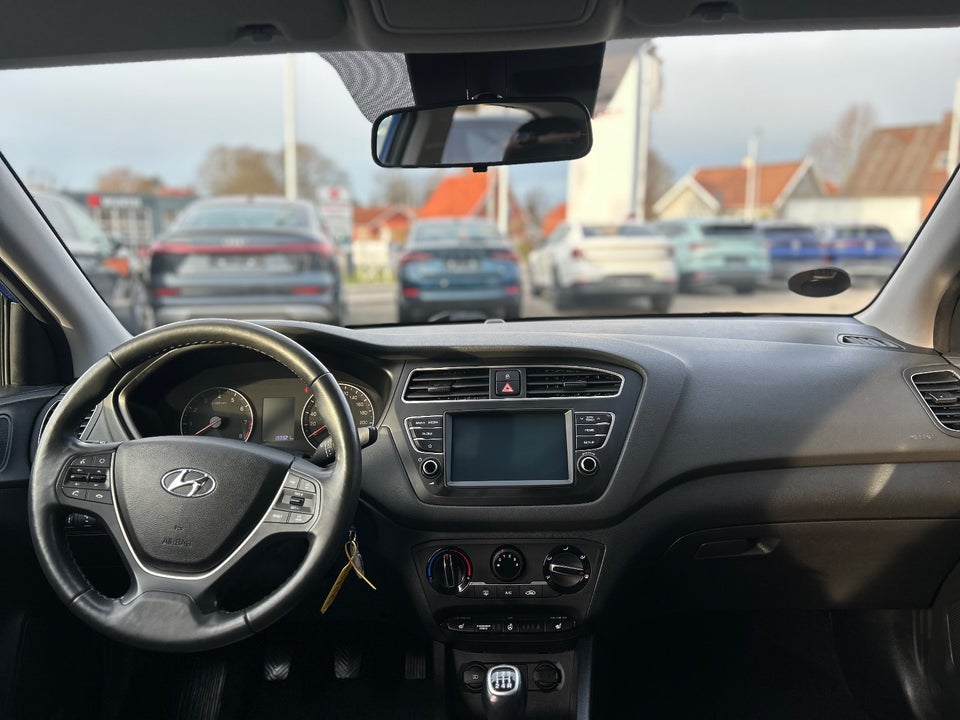 Hyundai i20 1,25 Style 5d
