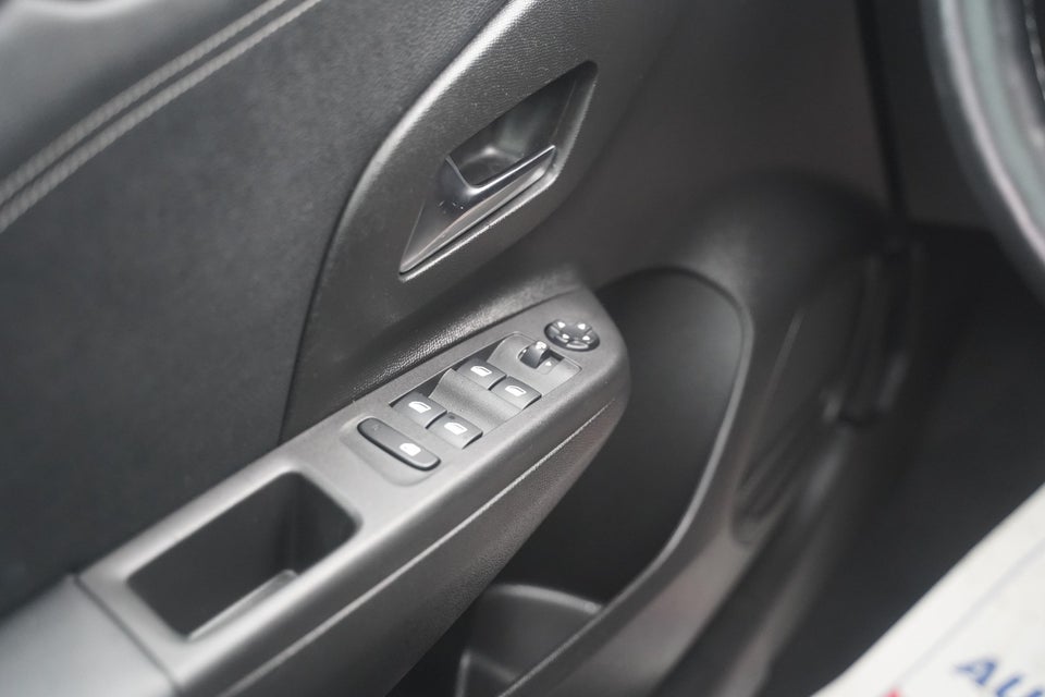 Opel Corsa 1,2 Sport 5d