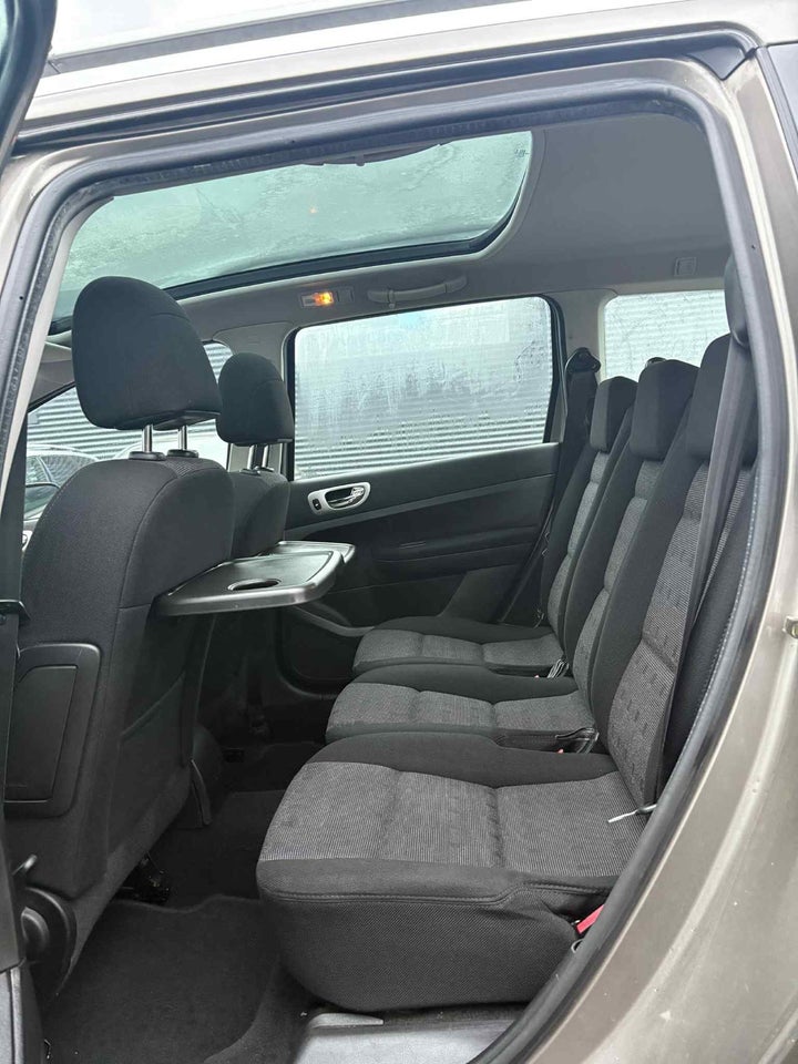 Peugeot 307 2,0 T6 5d