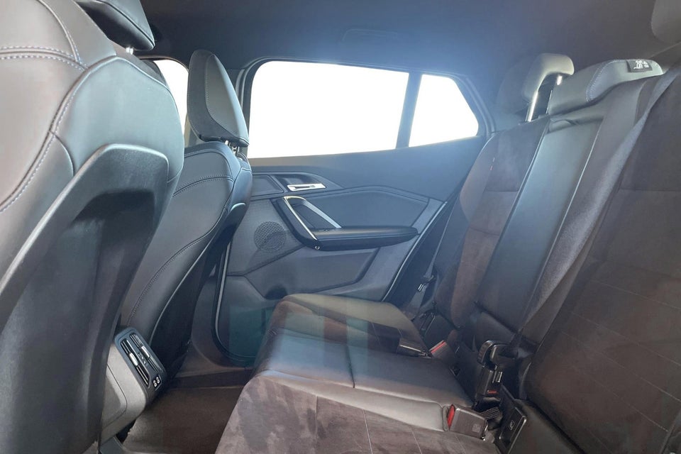 BMW iX2 eDrive20 M-Sport 5d