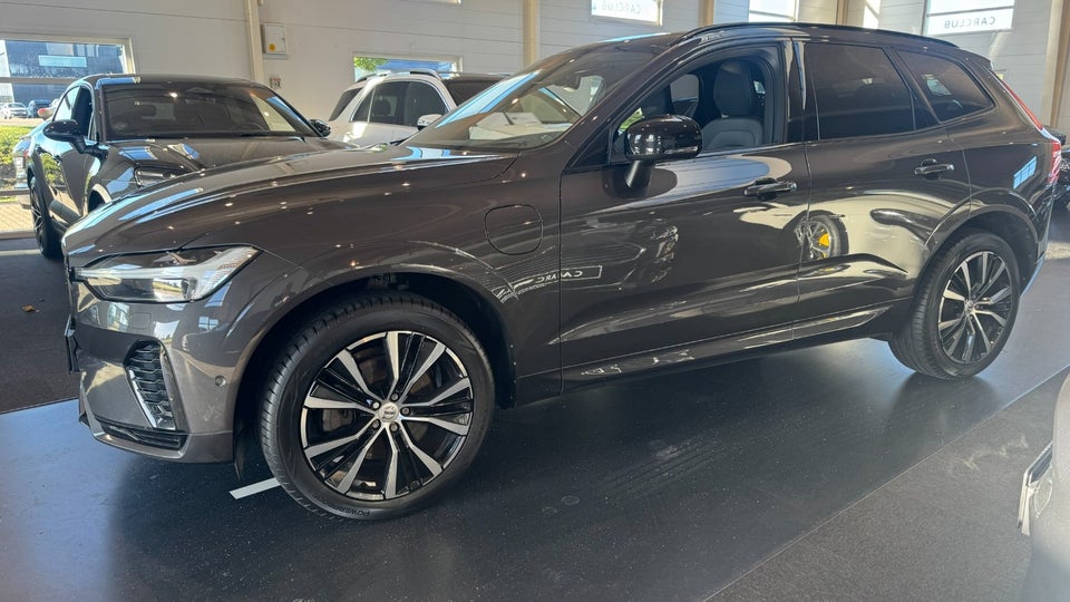 Volvo XC60 2,0 T6 ReCharge Ultimate Dark aut. AWD 5d