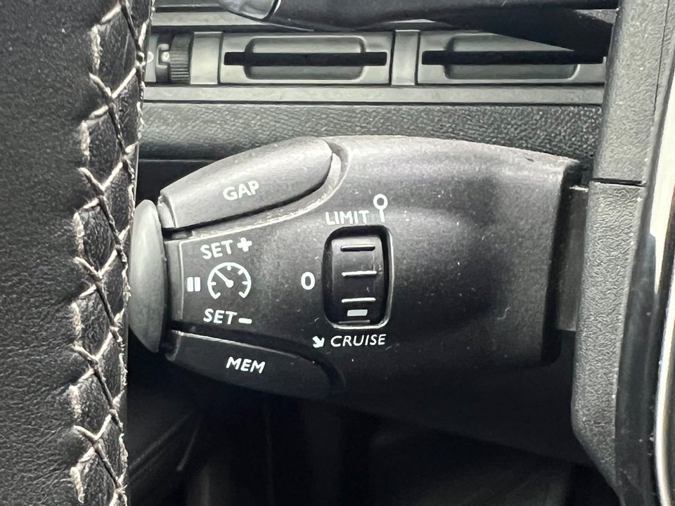 Peugeot 5008 1,6 BlueHDi 120 Allure EAT6 7prs 5d