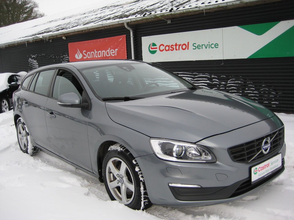 Volvo V60 2,0 D2 120 Kinetic aut. 5d