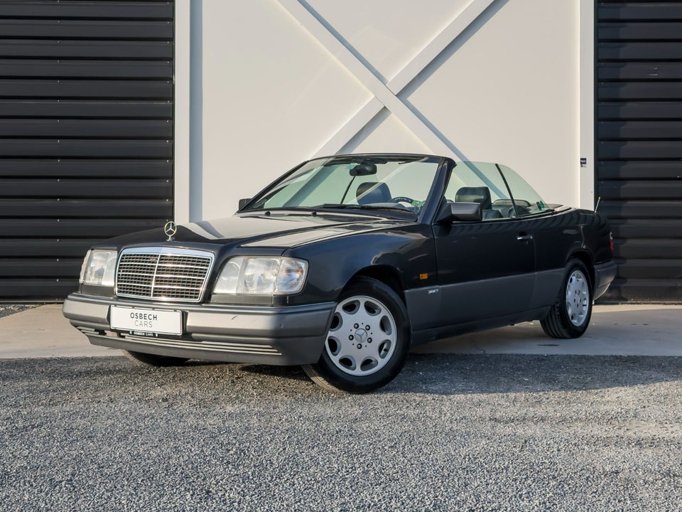 Mercedes E220 2,2 Cabriolet 2d